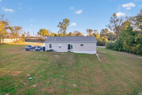 1986 E Hunter Hill Road Attica IN 47918