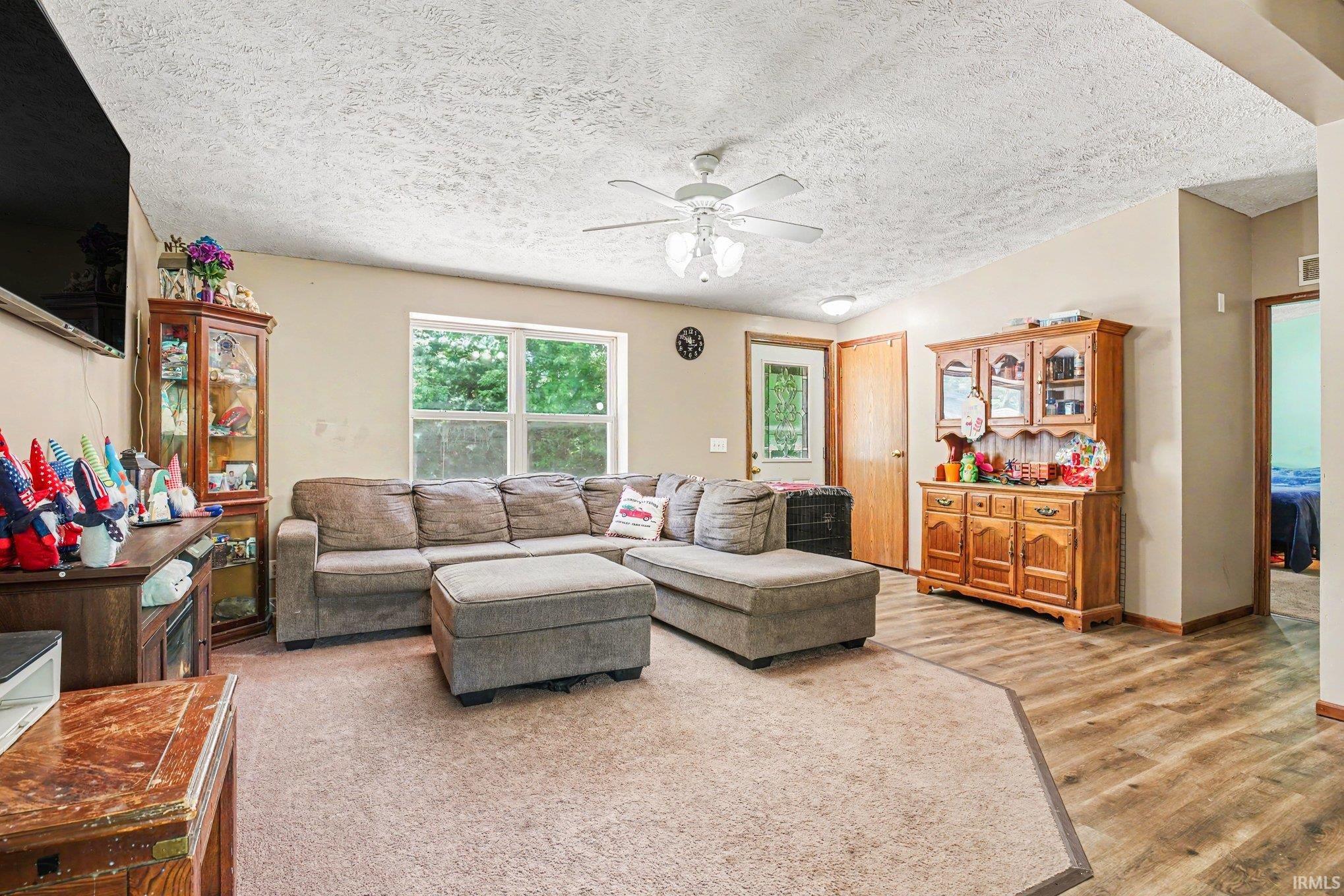 55921 Apple Road Osceola IN 46561
