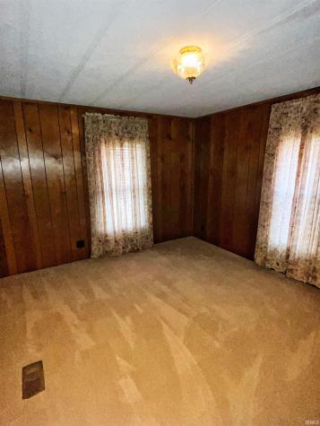 1870 E 100 N Road Washington IN 47501