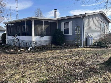 1870 E 100 N Road Washington IN 47501