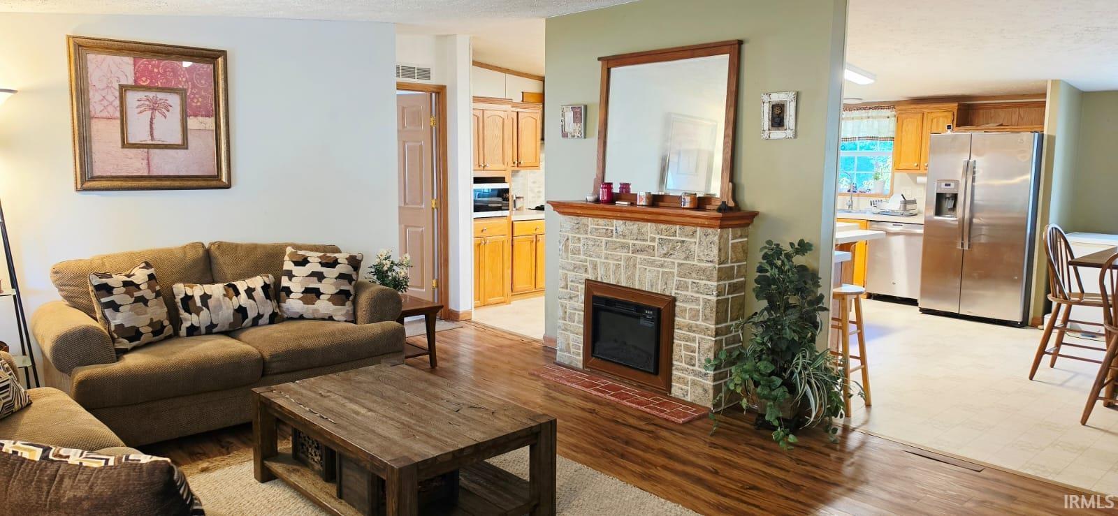 27305 Nelson Avenue Elkhart IN 46517