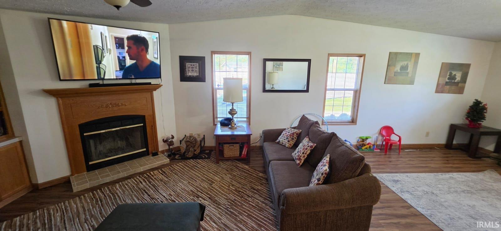 27305 Nelson Avenue Elkhart IN 46517