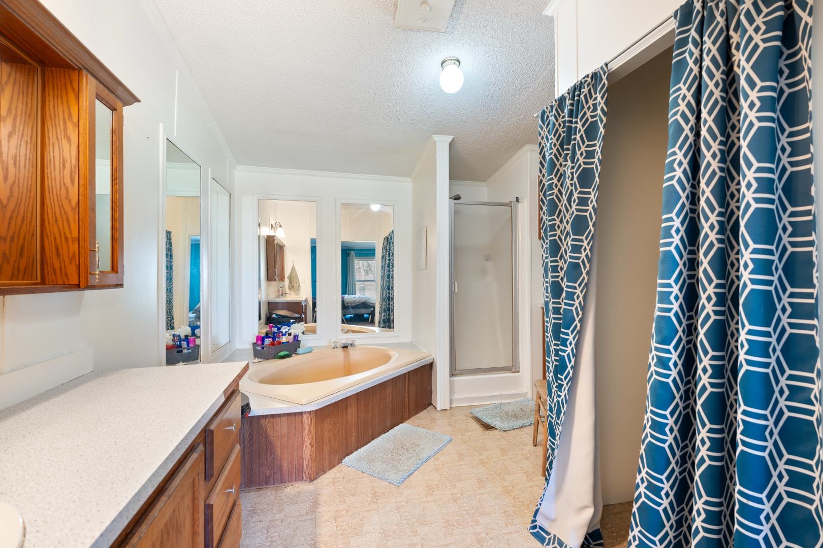 1820 Indian Trail Warsaw IN 46580