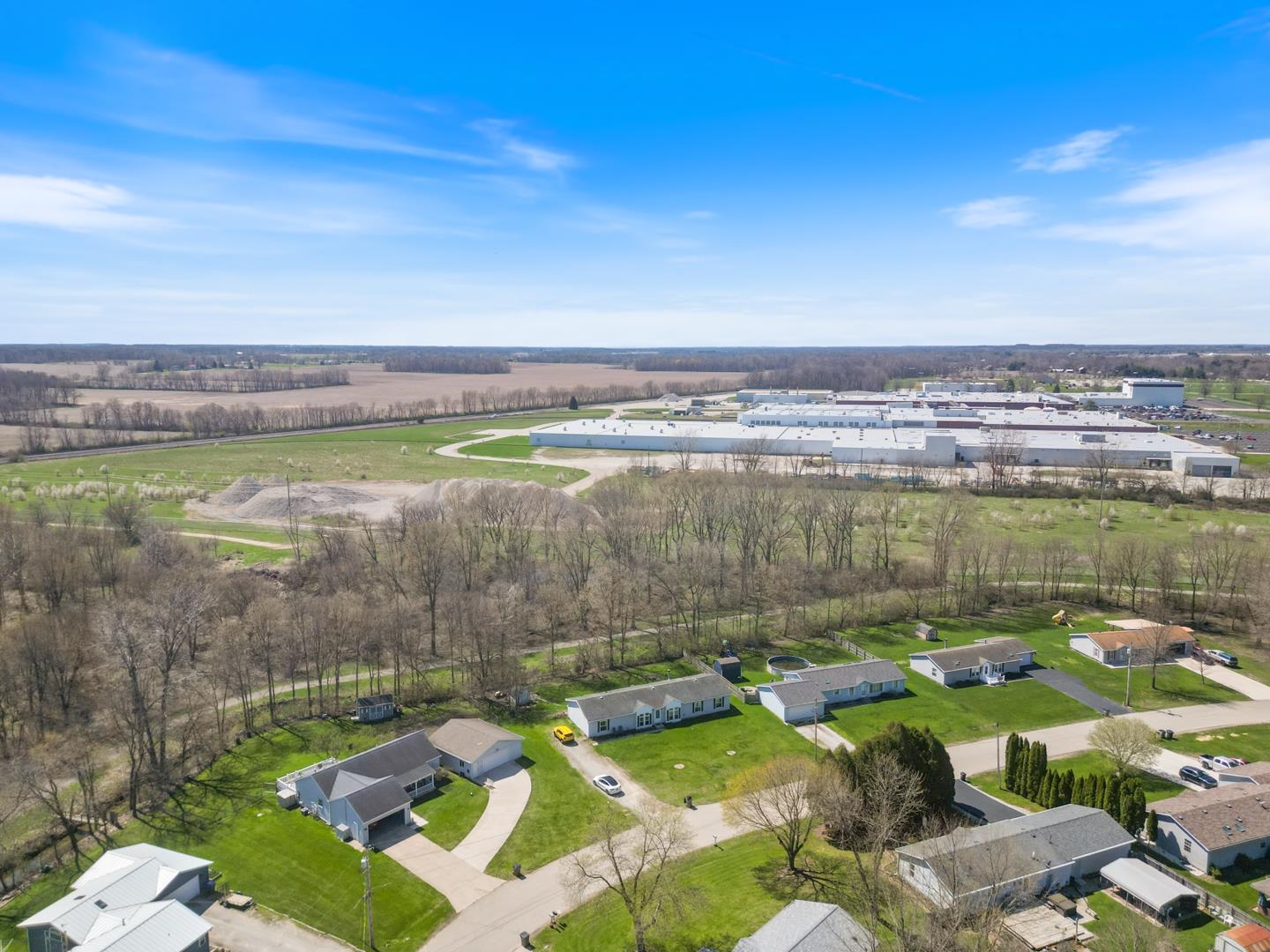 1820 Indian Trail Warsaw IN 46580
