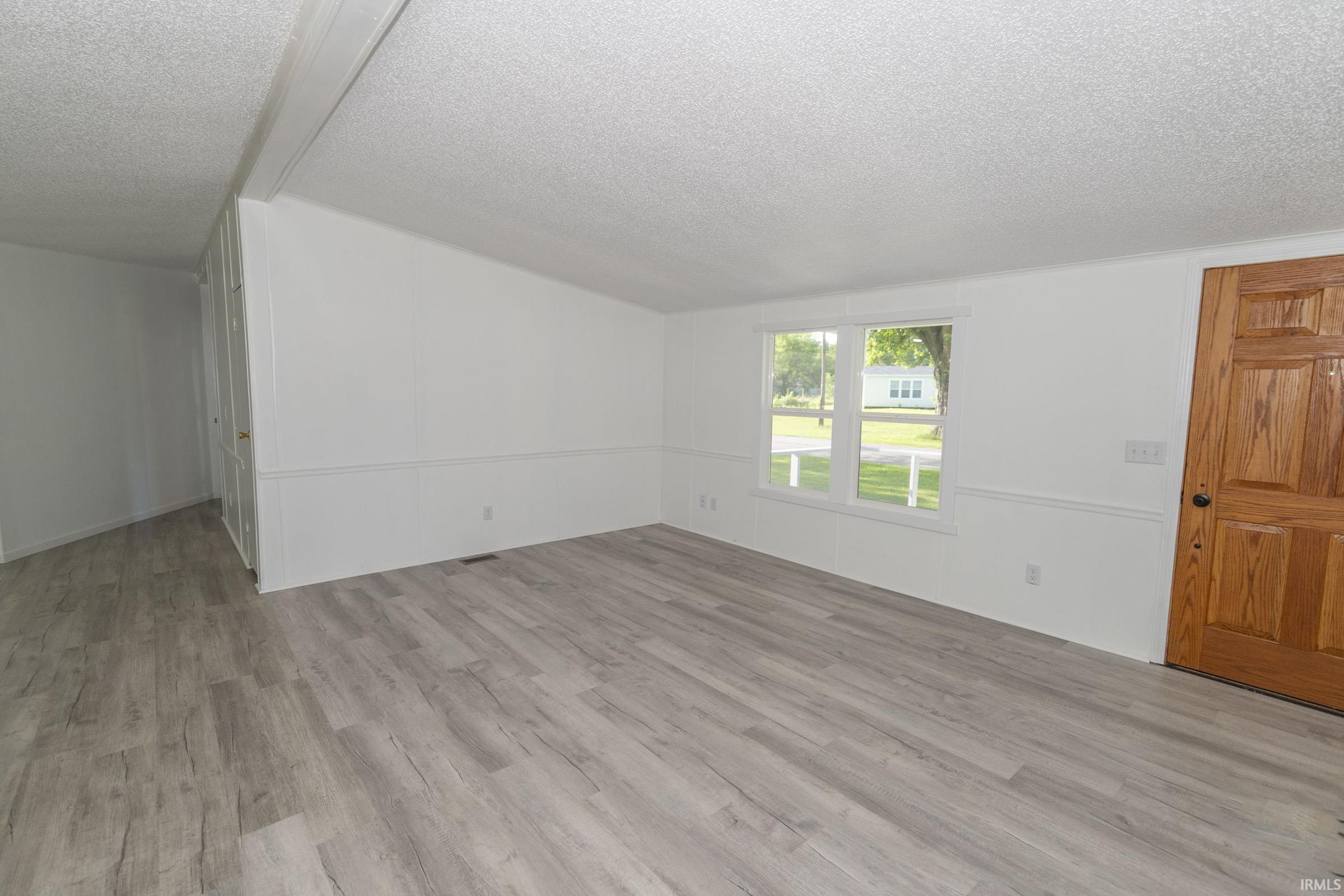 30343 Wolf Avenue Elkhart IN 46516