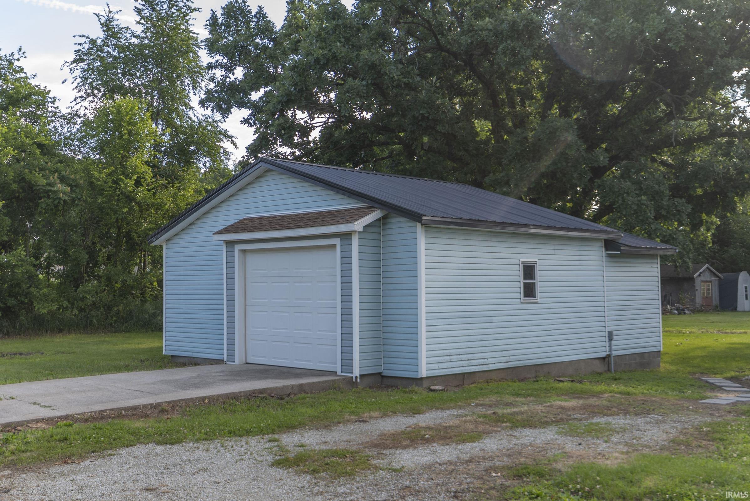 30343 Wolf Avenue Elkhart IN 46516