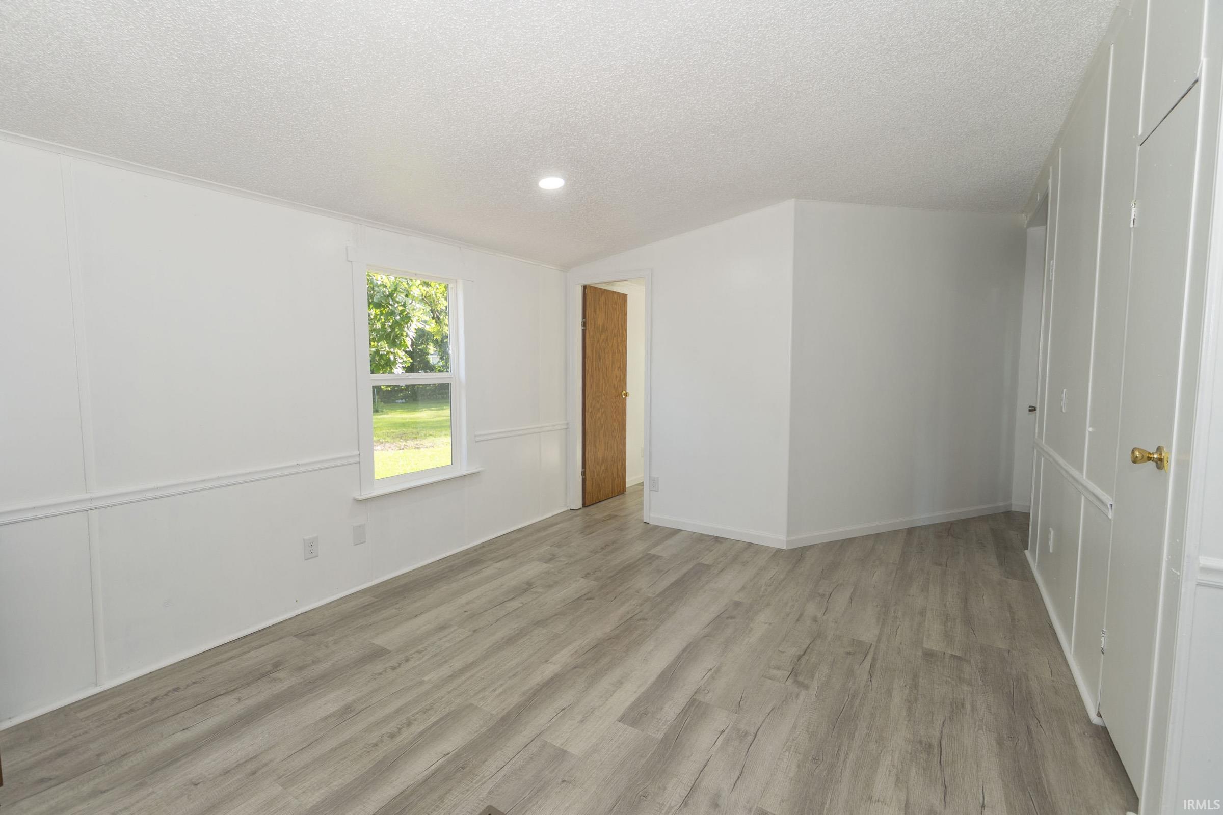 30343 Wolf Avenue Elkhart IN 46516