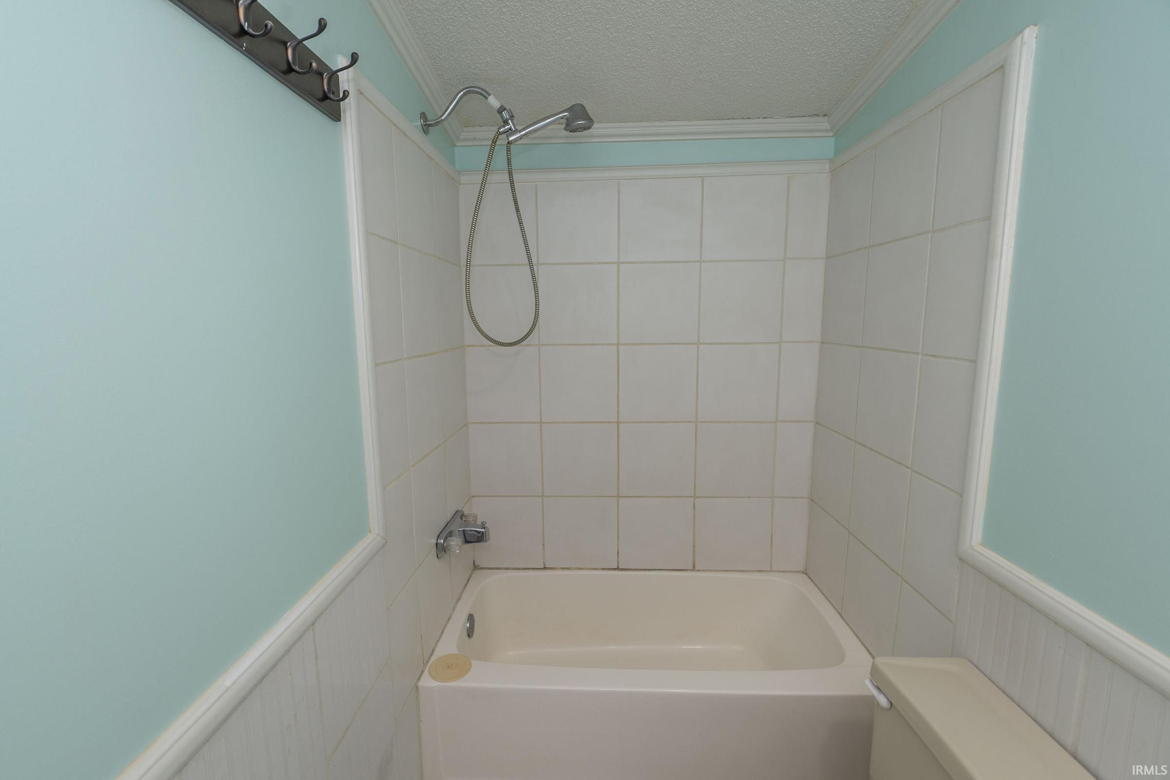 30343 Wolf Avenue Elkhart IN 46516