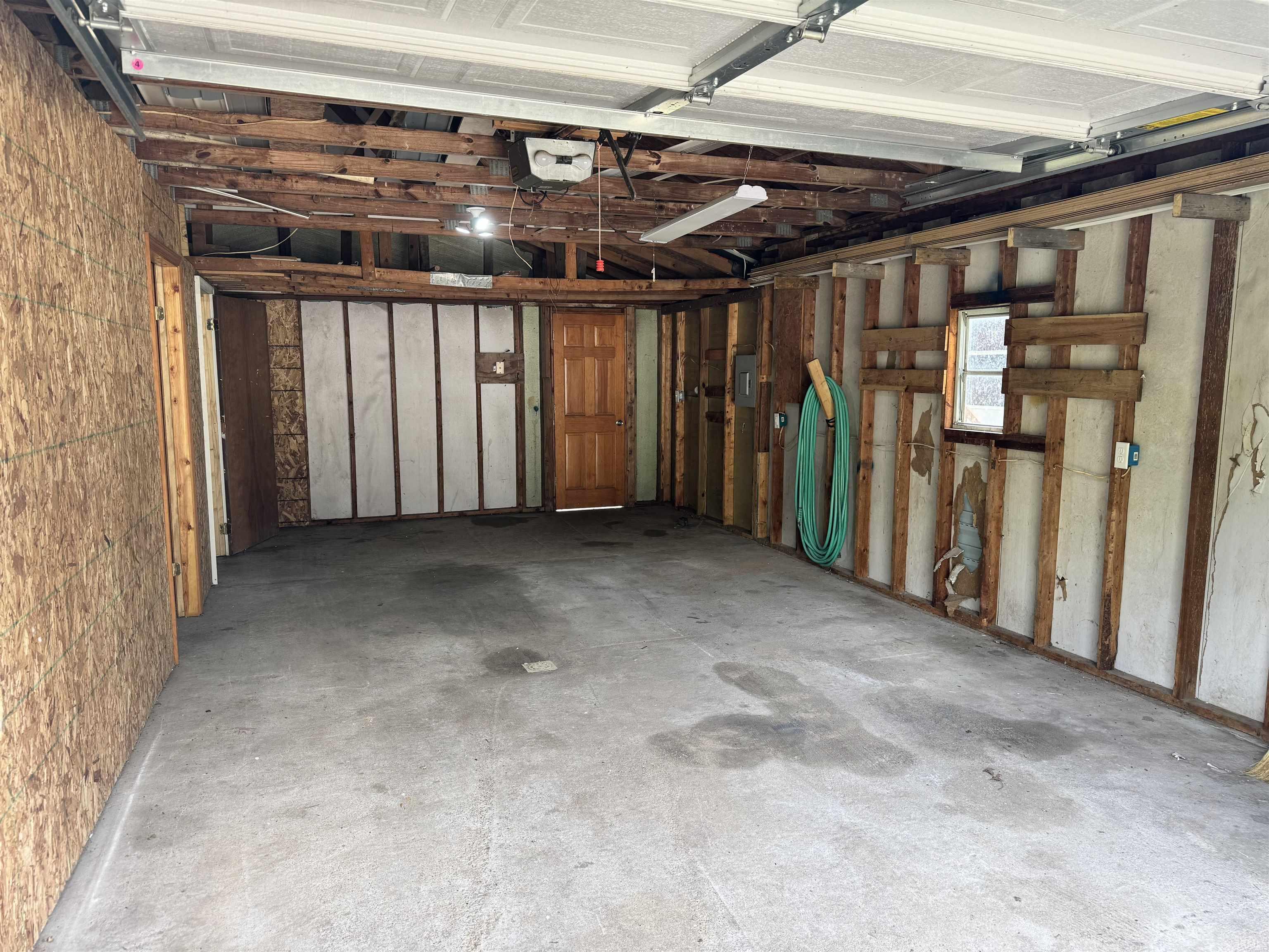 30343 Wolf Avenue Elkhart IN 46516