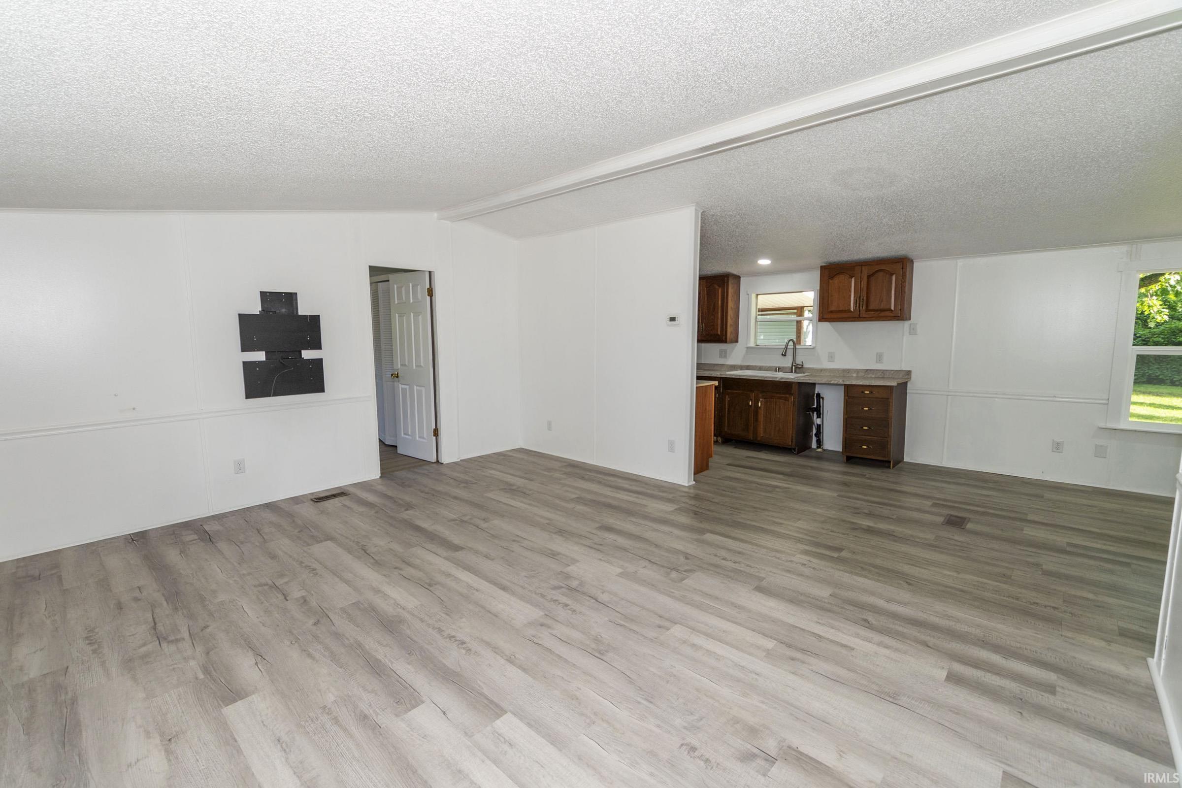 30343 Wolf Avenue Elkhart IN 46516
