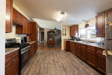 4036 N Raccoon Circle Monticello IN 47960