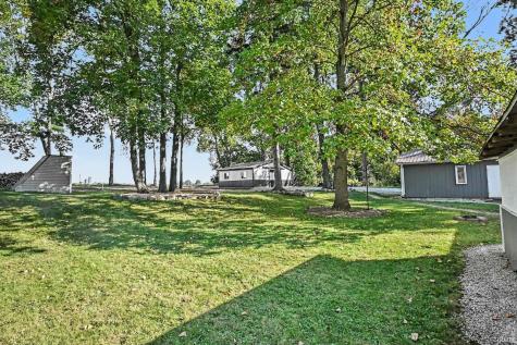 72716 County Road 133 Syracuse IN 46567