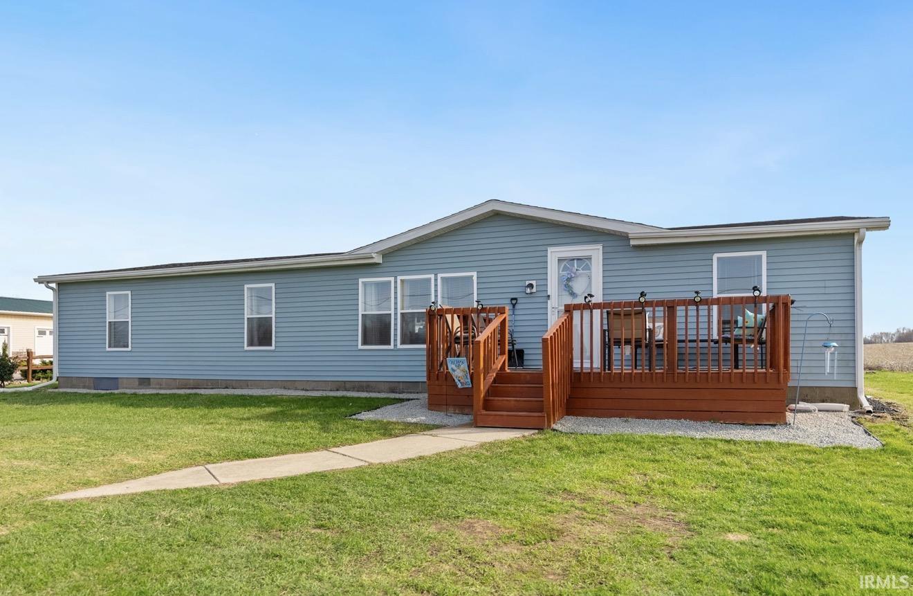 3395 W Crystal Lake Road Warsaw IN 46580