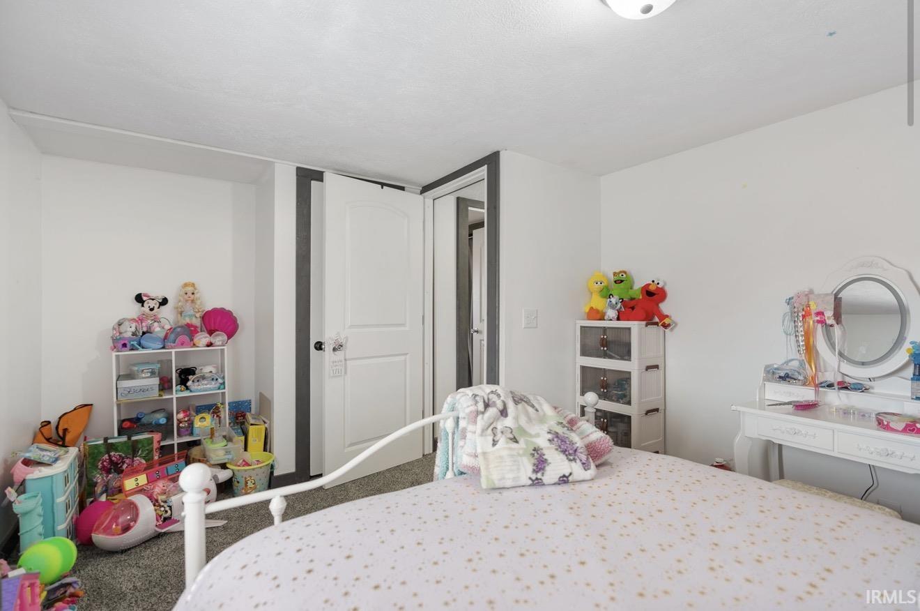 3395 W Crystal Lake Road Warsaw IN 46580