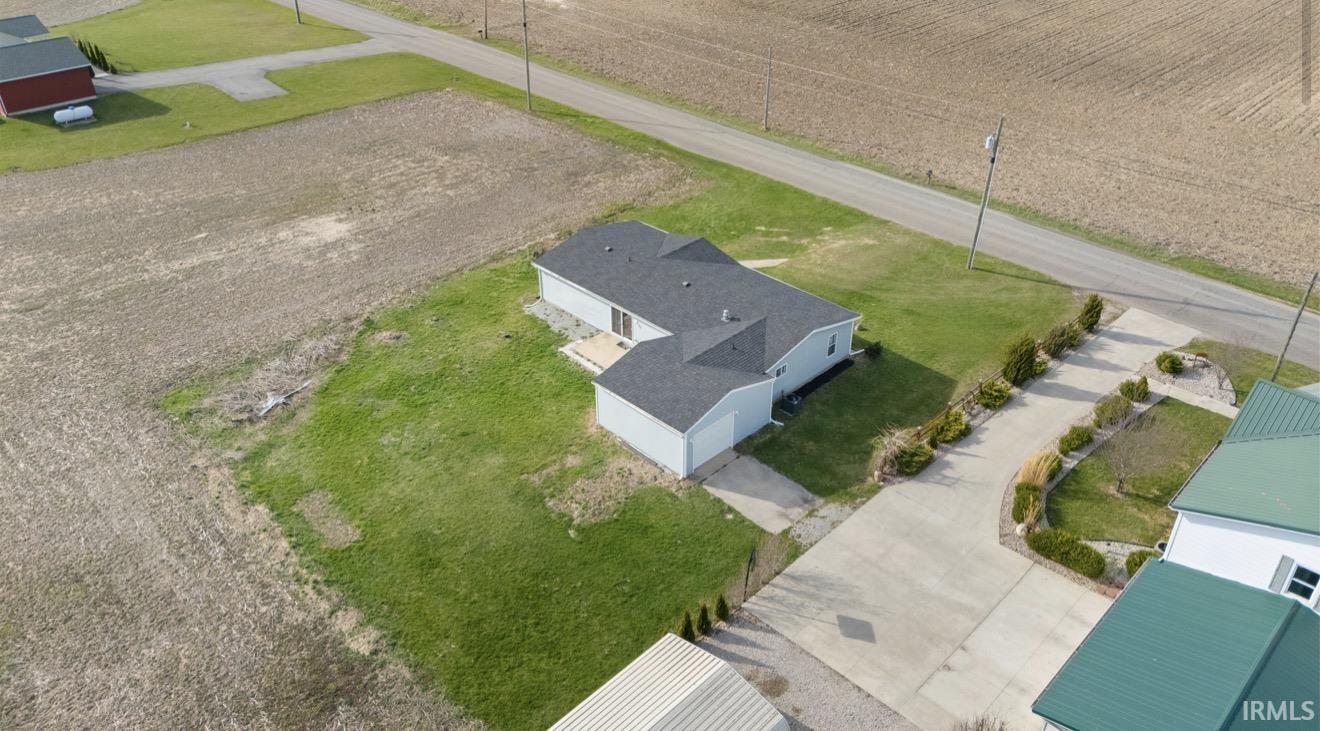 3395 W Crystal Lake Road Warsaw IN 46580
