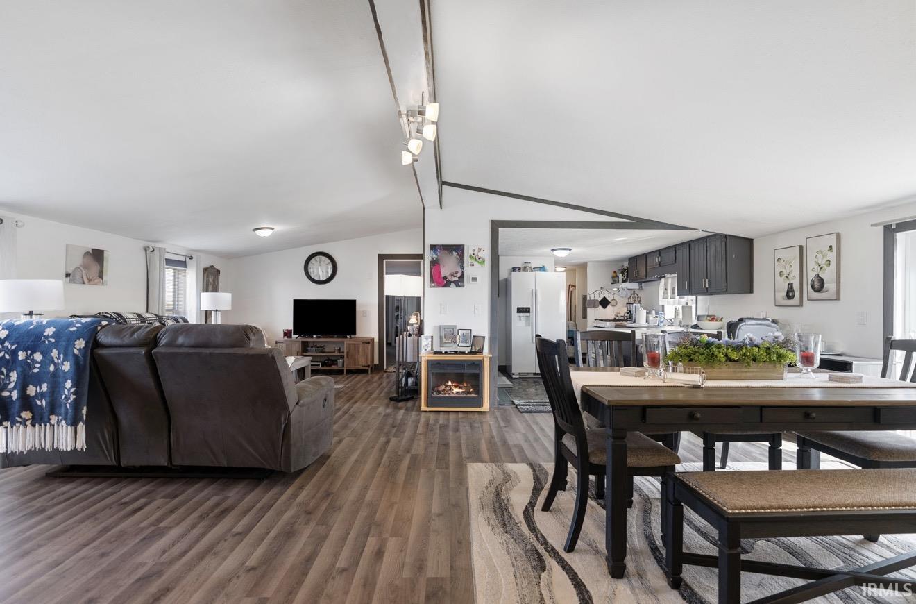 3395 W Crystal Lake Road Warsaw IN 46580