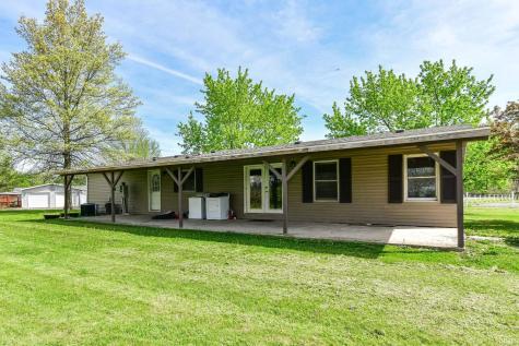 8911 & 8801 N Walnut Street Muncie IN 47303