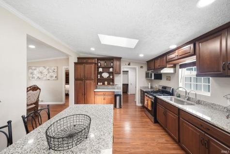 2394 S 400 W Warsaw IN 46580