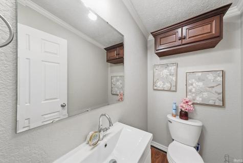 2394 S 400 W Warsaw IN 46580