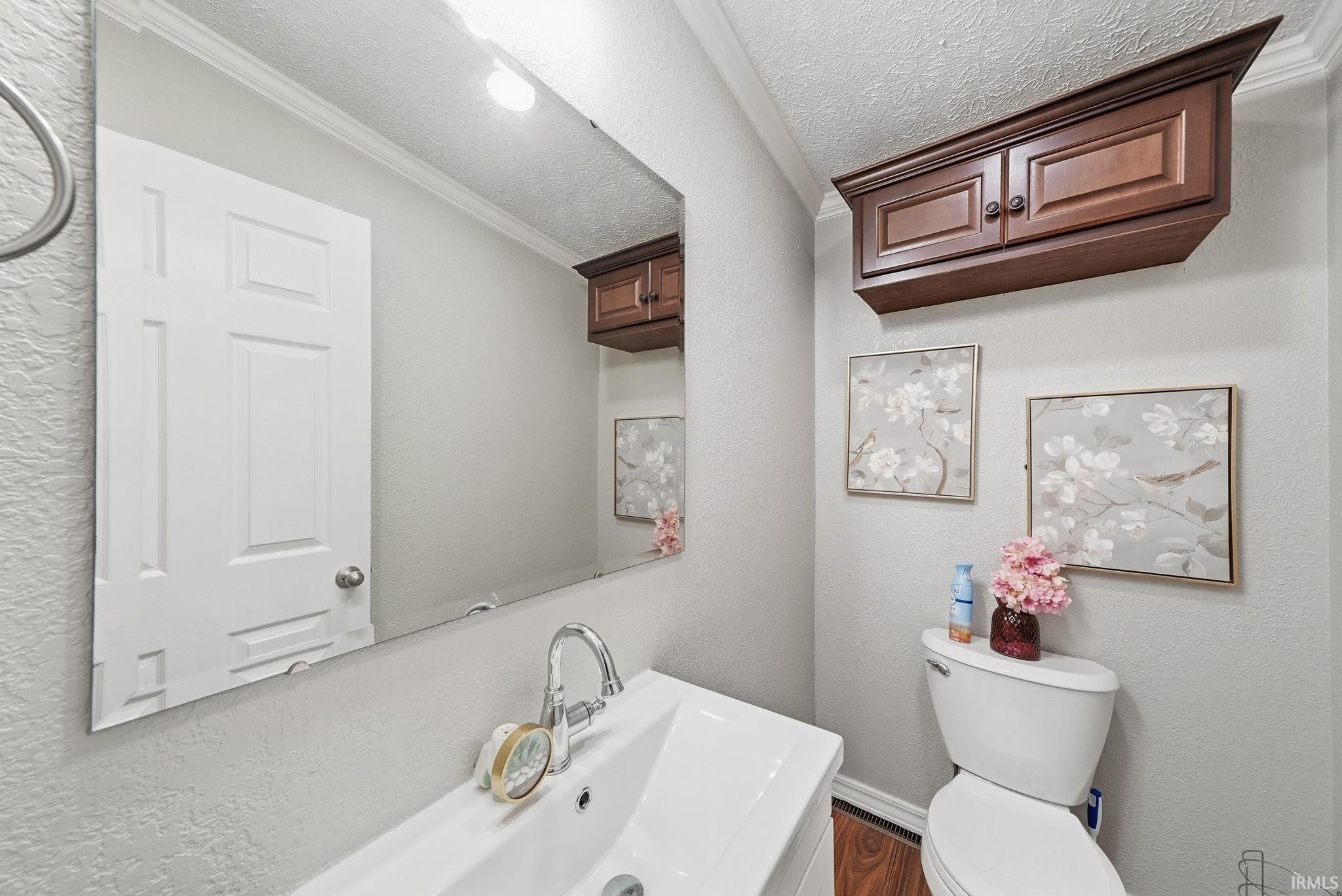 2394 S 400 W Warsaw IN 46580