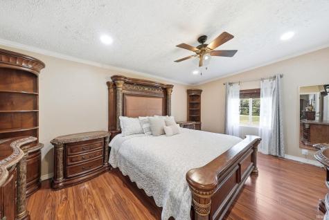 2394 S 400 W Warsaw IN 46580