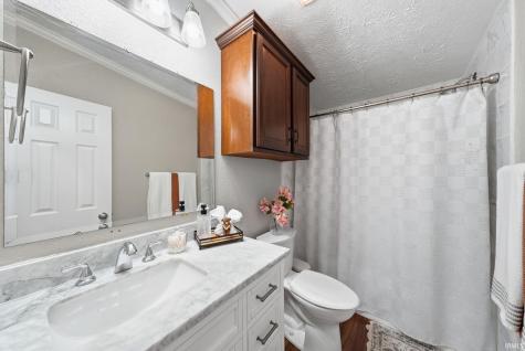 2394 S 400 W Warsaw IN 46580