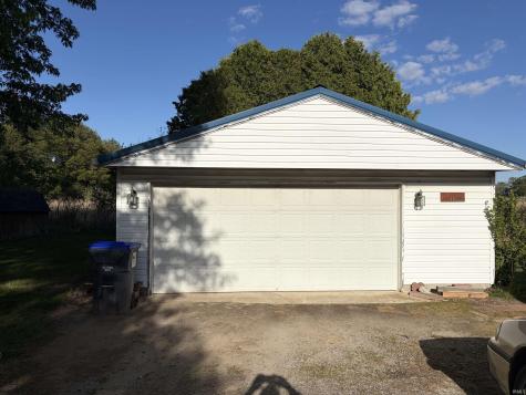 6079 N Lake Road 67 East Road Monticello IN 47960
