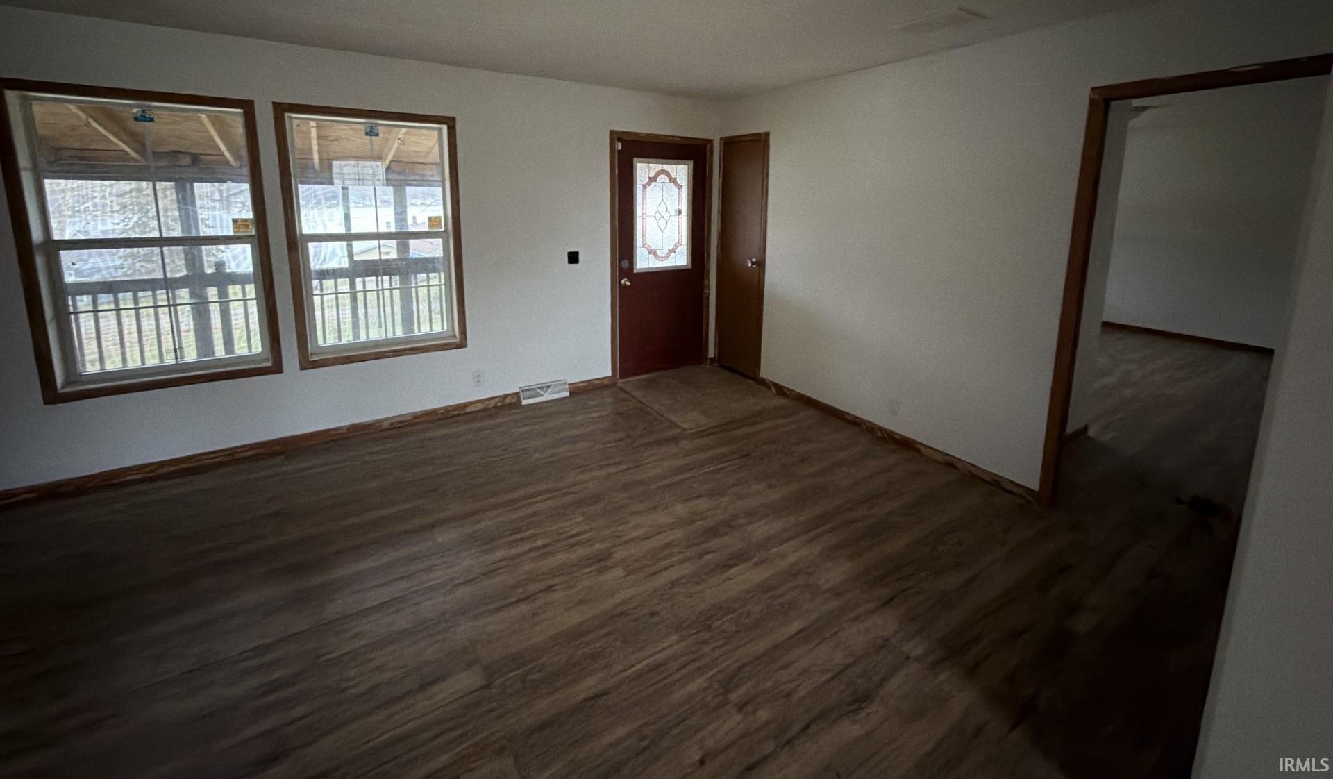 7505 N 1200 Road Middlebury IN 46540