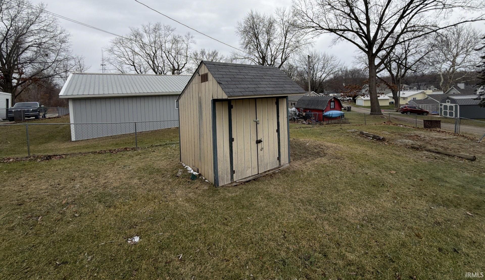 7505 N 1200 Road Middlebury IN 46540