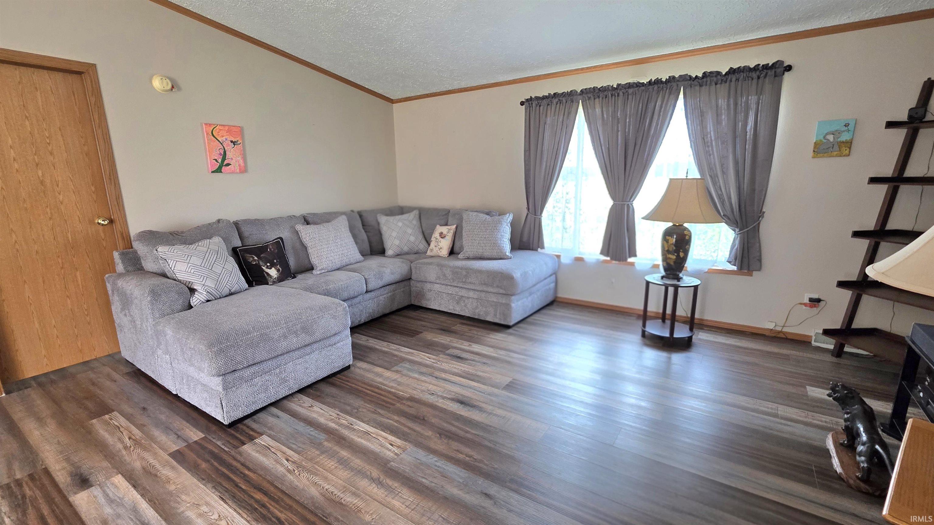 11580 E 900 S Road Culver IN 46511