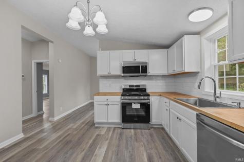 101 Clayton Street Rochester IN 46975