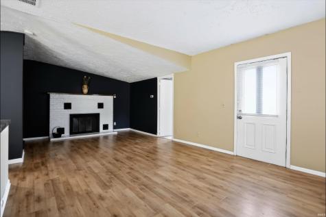 320 W Ash Street Jamestown IN 46147