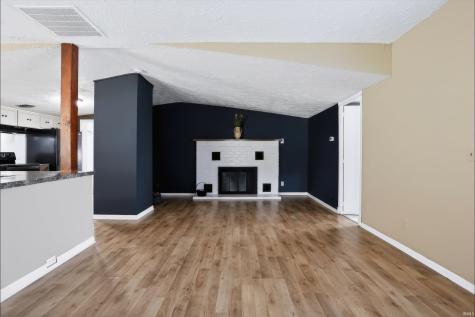 320 W Ash Street Jamestown IN 46147