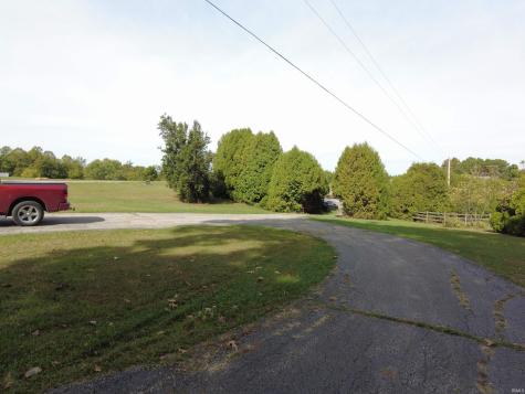 10056 E State Road 54 Highway Bloomfield IN 47424