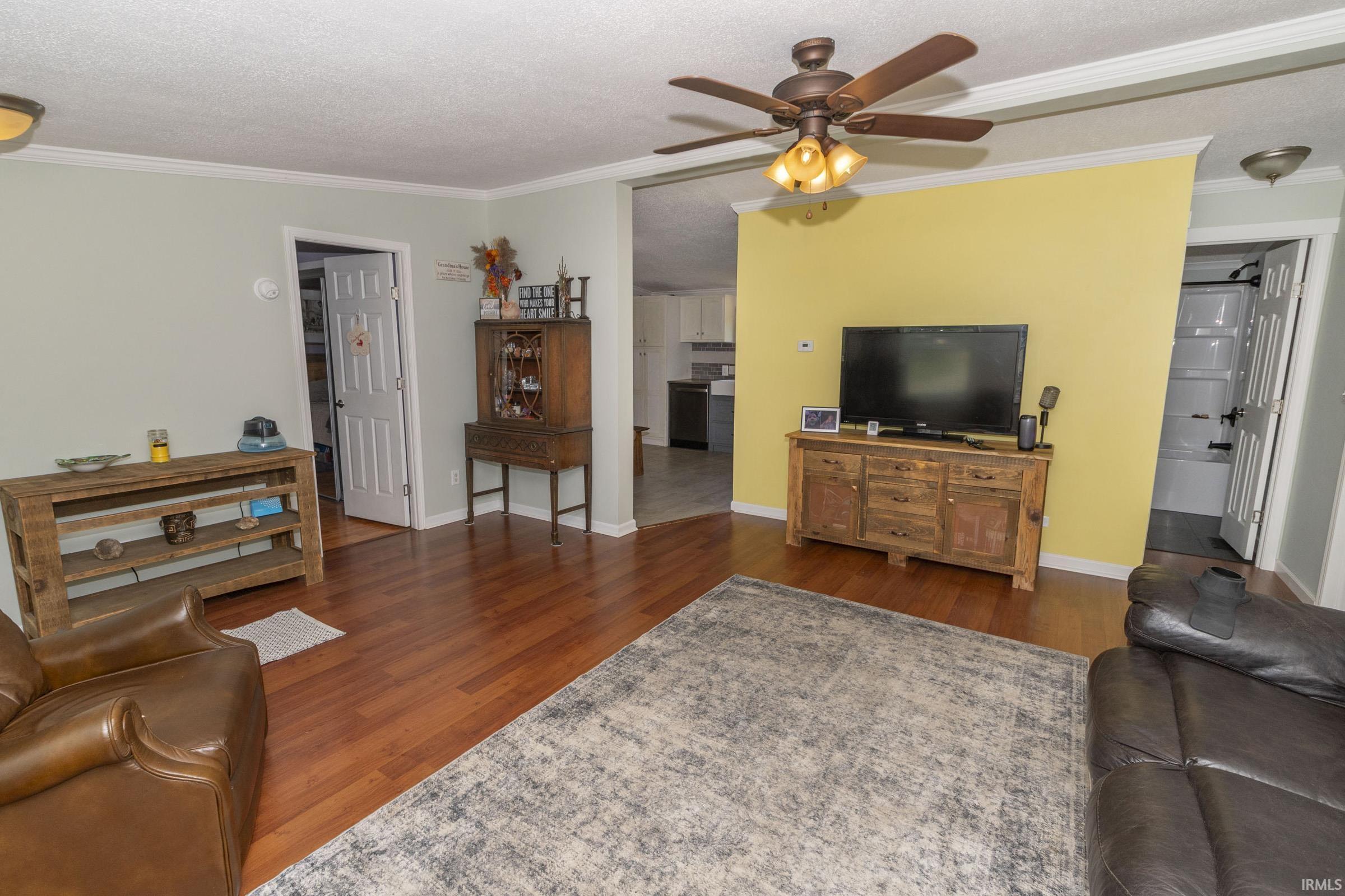 27683 Plainfield Drive Elkhart IN 46514