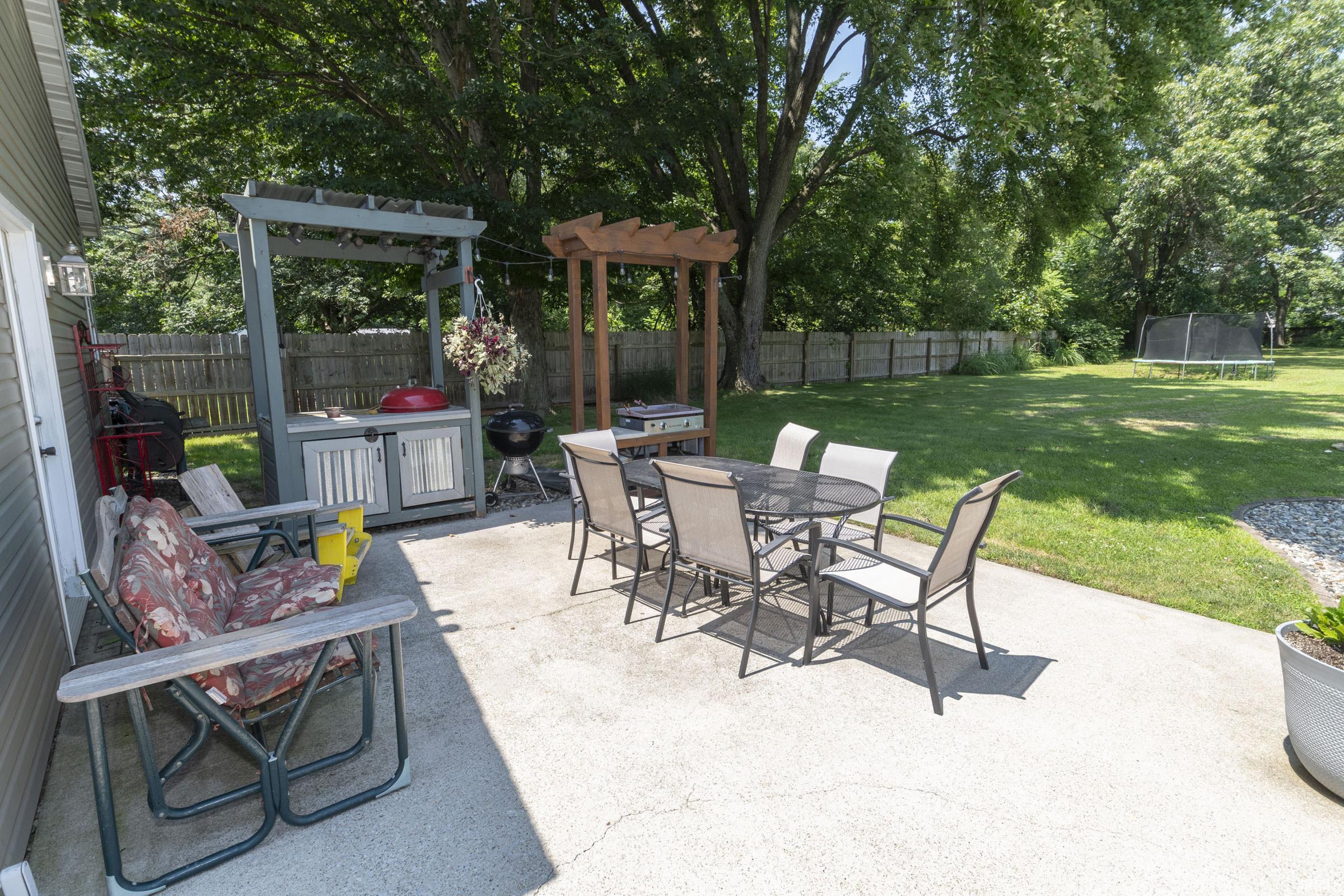 27683 Plainfield Drive Elkhart IN 46514