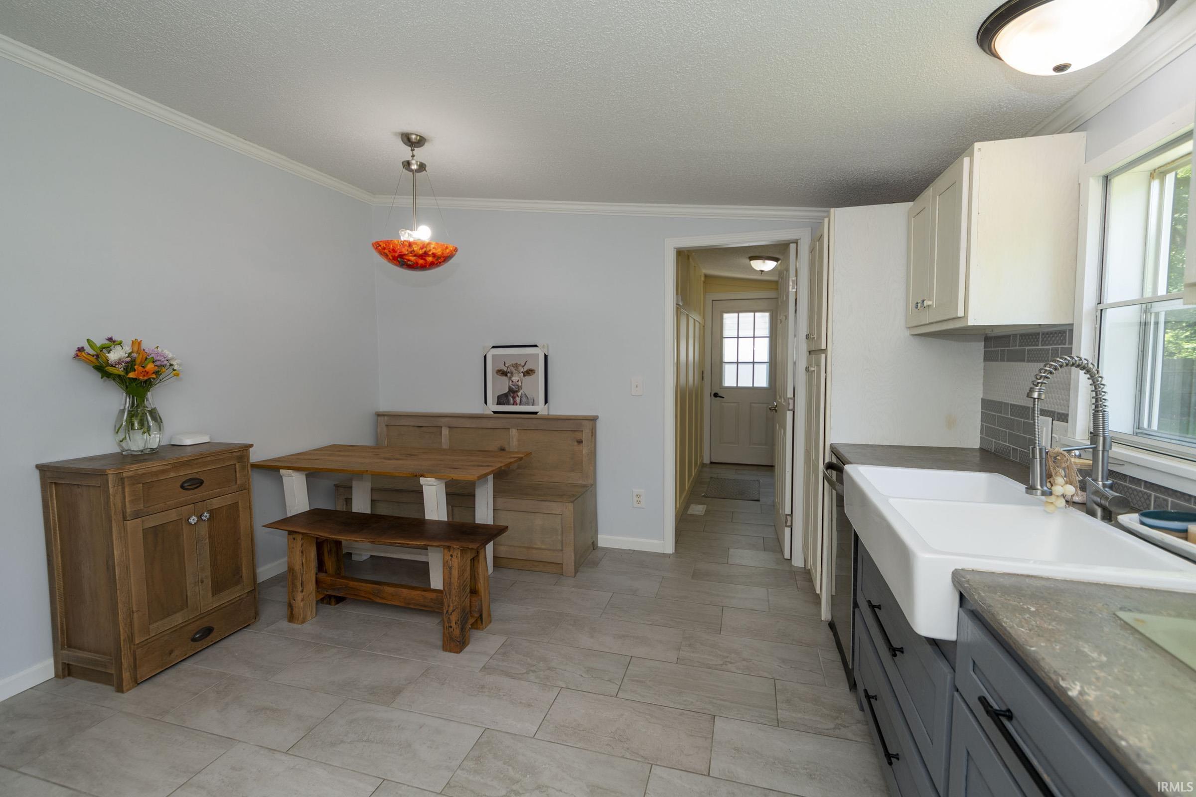 27683 Plainfield Drive Elkhart IN 46514