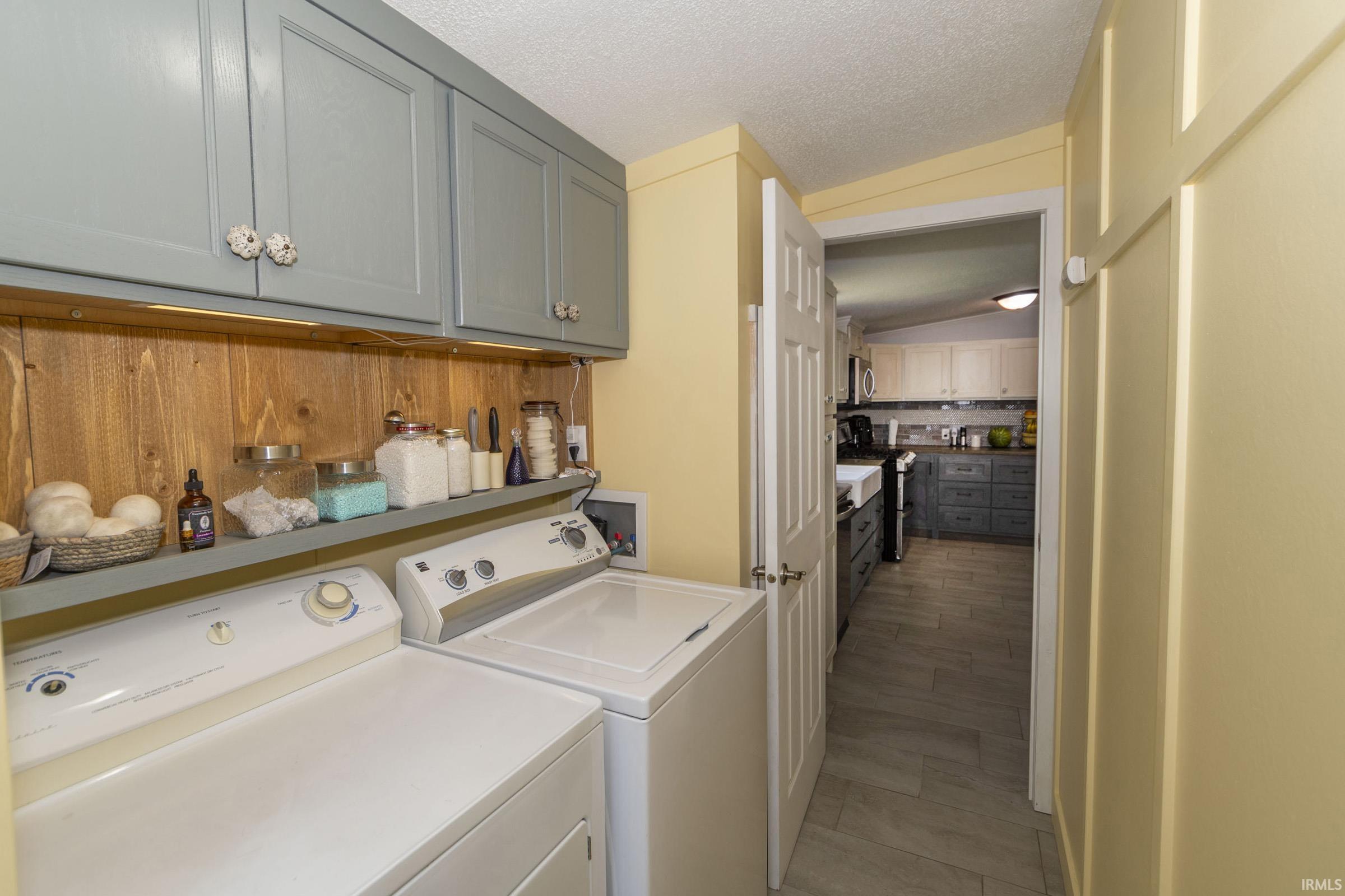 27683 Plainfield Drive Elkhart IN 46514