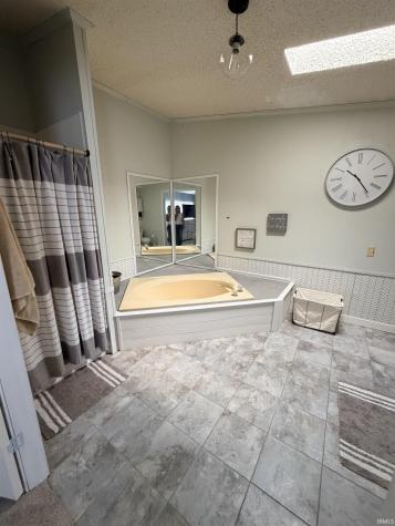 5052 East Country Club Road Logansport IN 47947