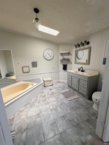 5052 East Country Club Road Logansport IN 47947