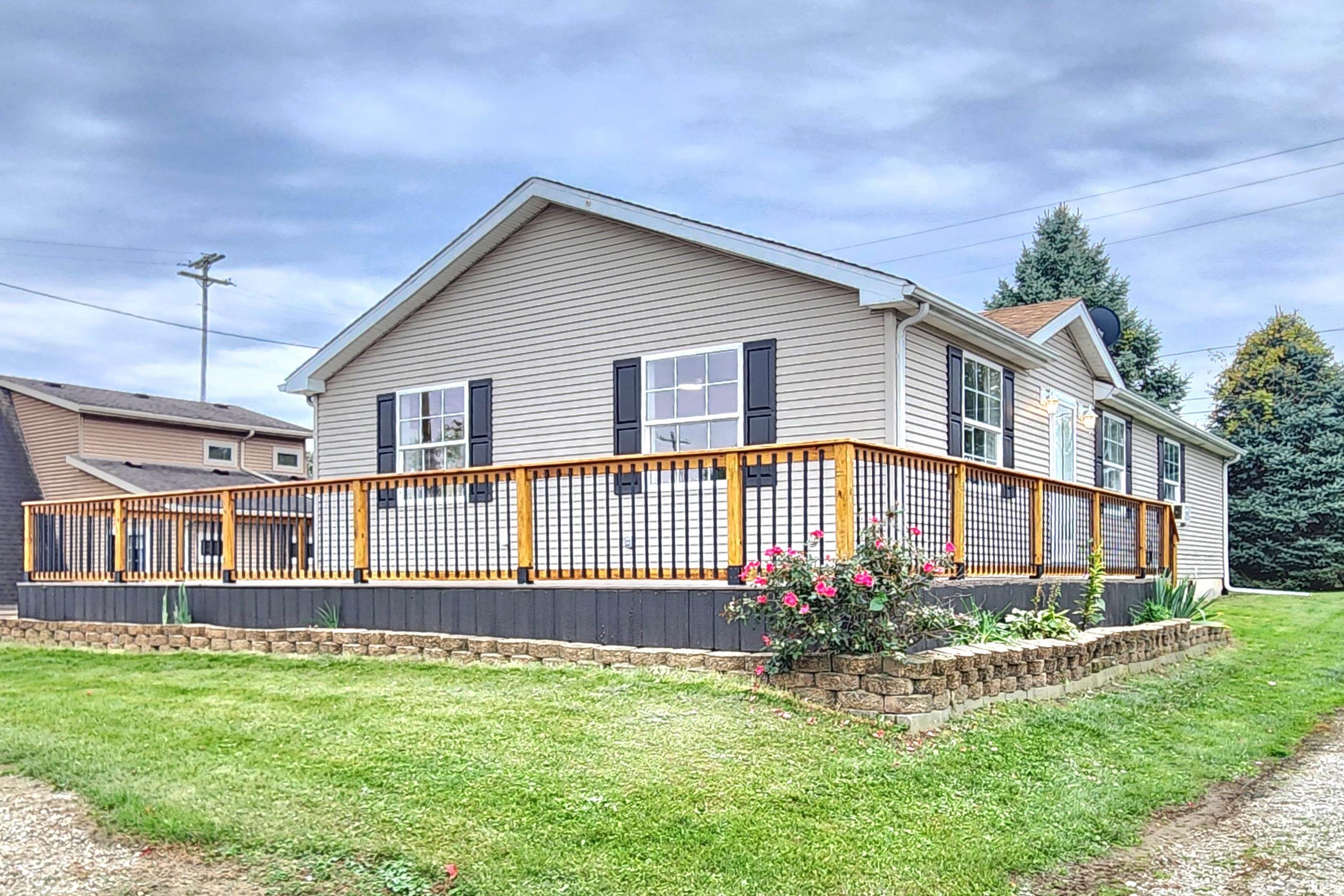 9827 N Lincoln Road Syracuse IN 46567