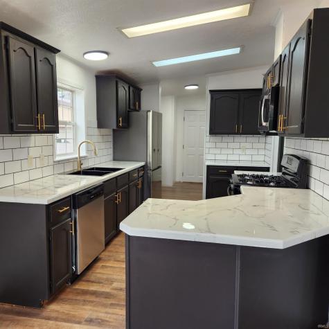 9827 N Lincoln Road Syracuse IN 46567