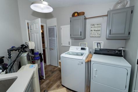 812 S Lakeside Drive Syracuse IN 46567