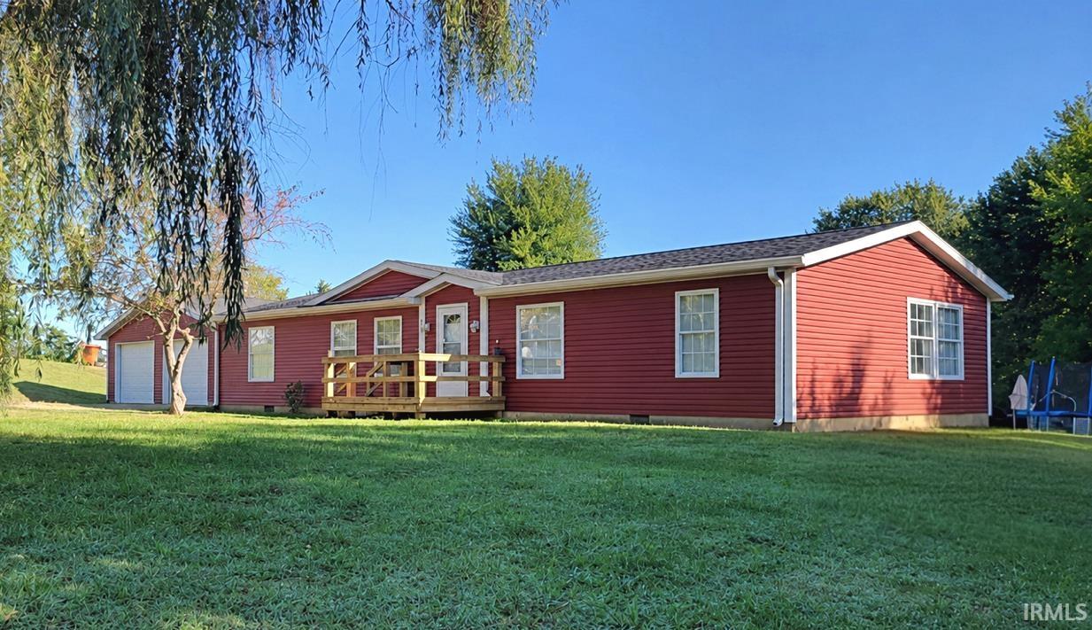 8261 E Monroe Street Dugger IN 47848