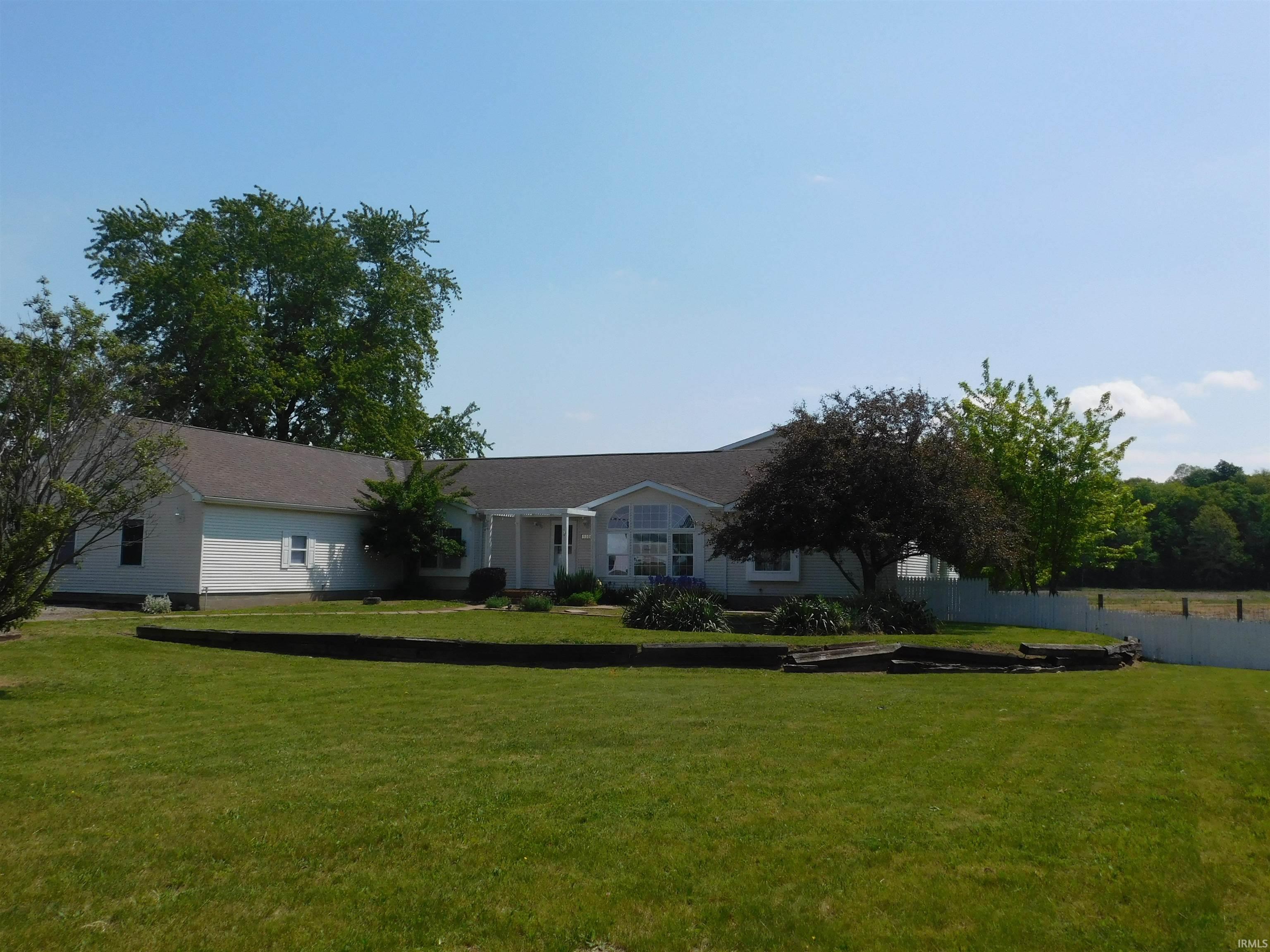 9100 S County Road 750 Daleville IN 47334