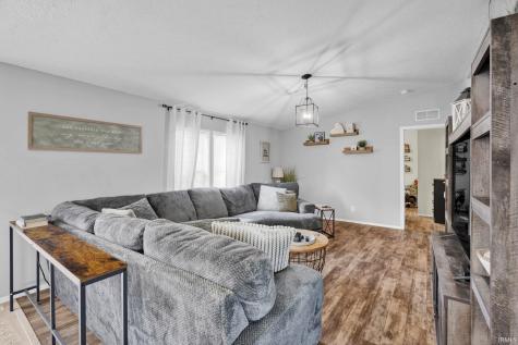 4360 Gilmore Road Spencer IN 47460