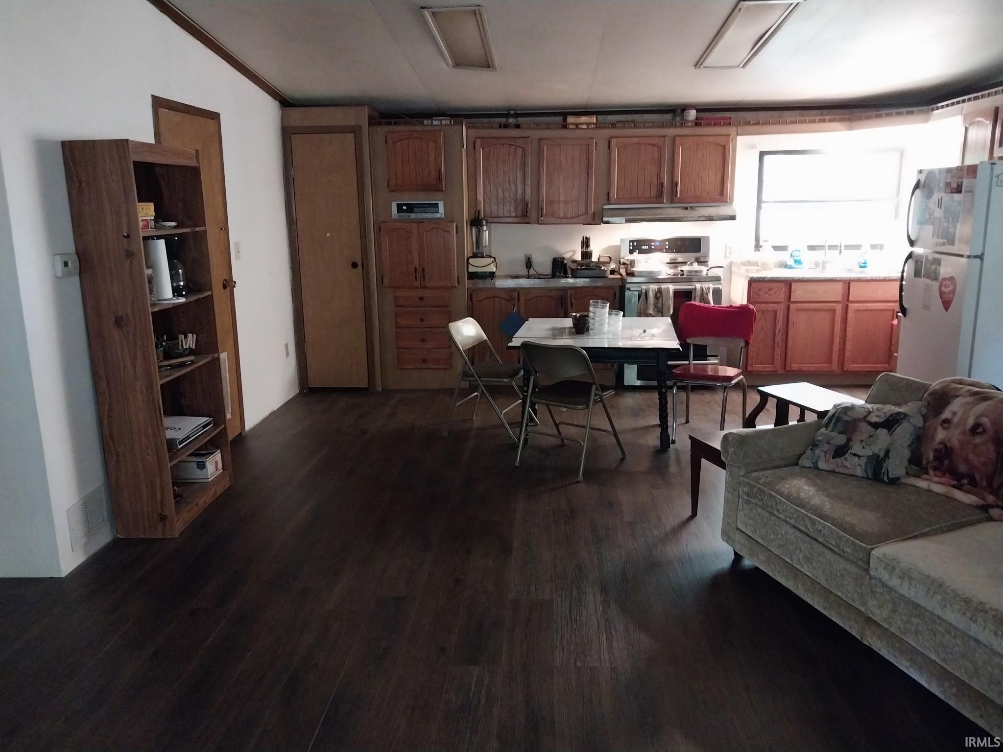 20634 4 B Rd Avenue Walkerton IN 46574