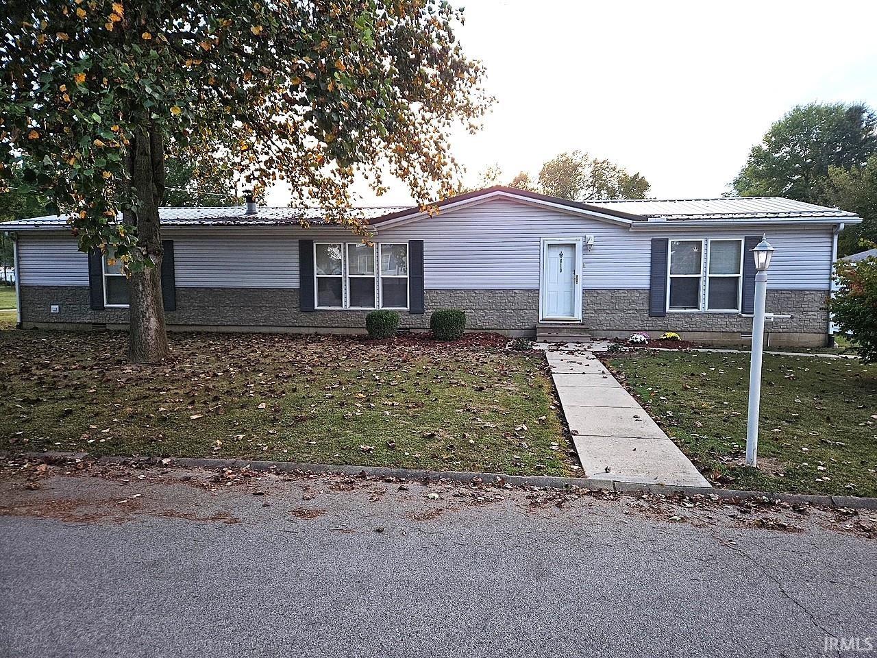 610 S Third Street Dugger IN 47848