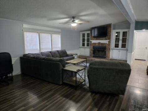 610 S Third Street Dugger IN 47848