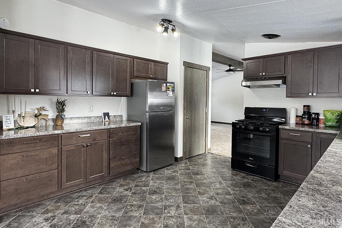 14483 County Road 8 Middlebury IN 46540